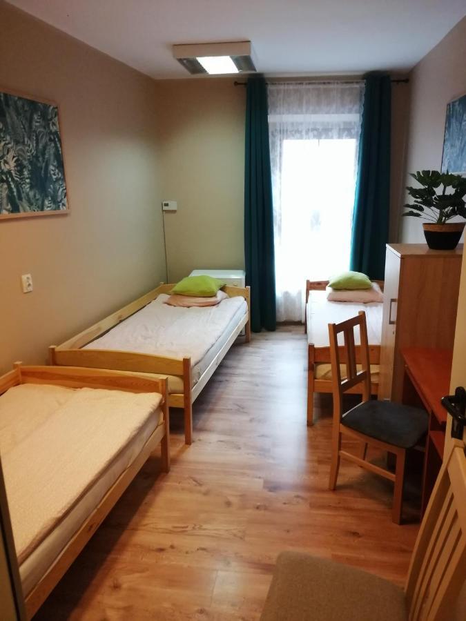 Hostel Gliwice Centrum Parking Exterior photo