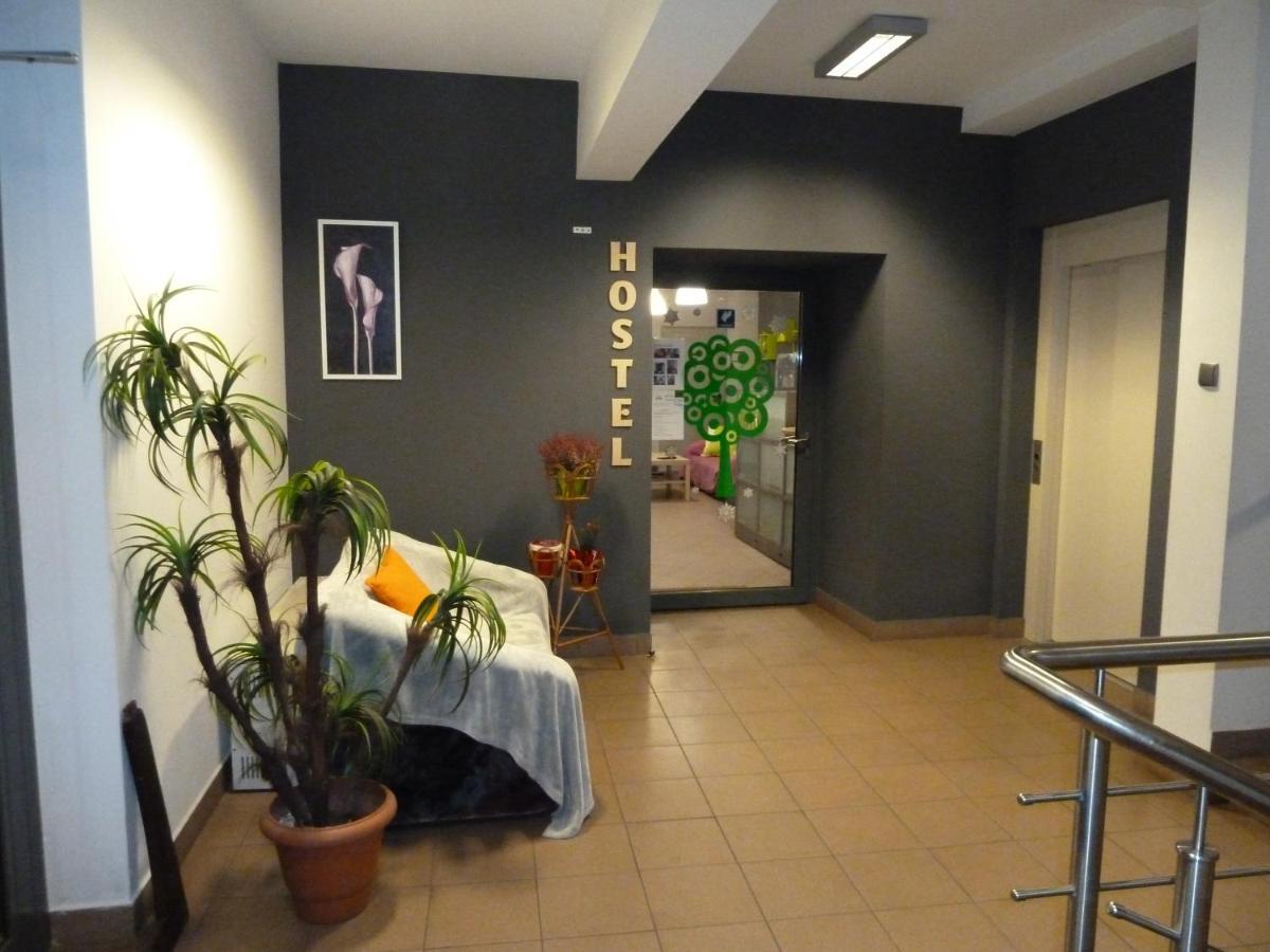 Hostel Gliwice Centrum Parking Exterior photo